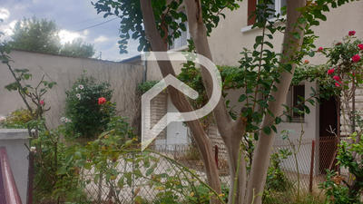 Maison - 170 m² - 8 pièces