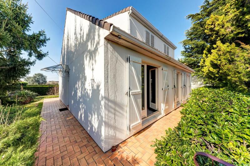 Villa - 115 m² - 5 pièces