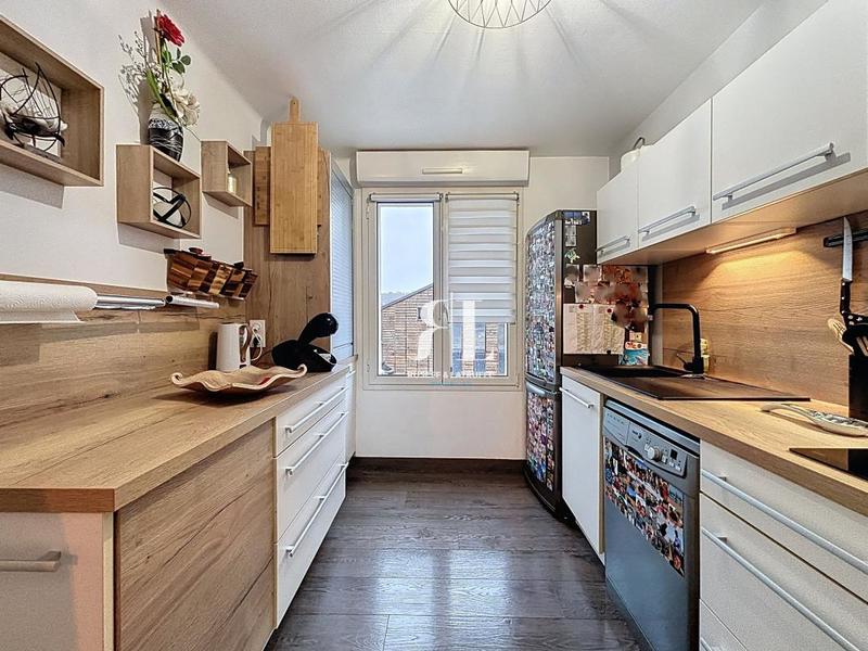 Maison - 142 m² - 6 pièces