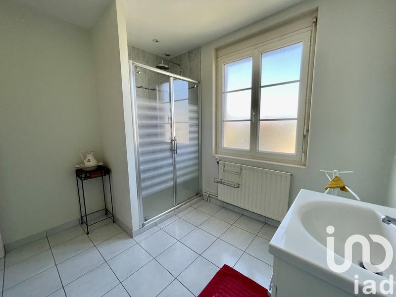 Maison - 180 m² - 8 pièces