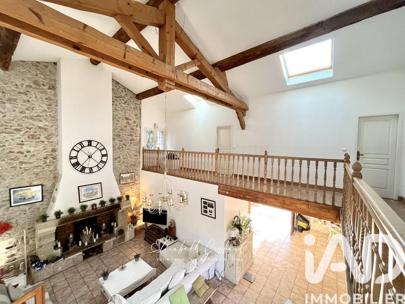 Maison - 211 m² - 6 pièces