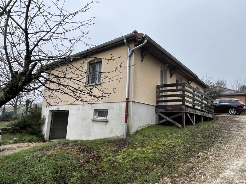 Maison traditionnelle - 73 m² - 4 pièces