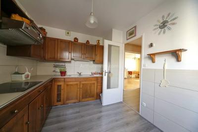 Appartement - 101 m² - 4 pièces