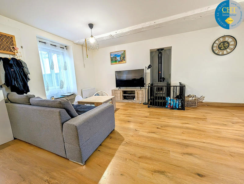 Maison - 94 m² - 5 pièces