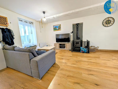 Maison - 94 m² - 5 pièces