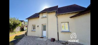 Maison - 80 m² - 5 pièces