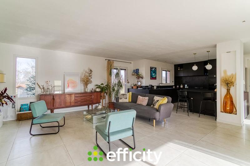 Pavillon - 120 m² - 5 pièces