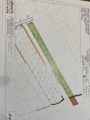 Terrain constructible - 1 000 m²
