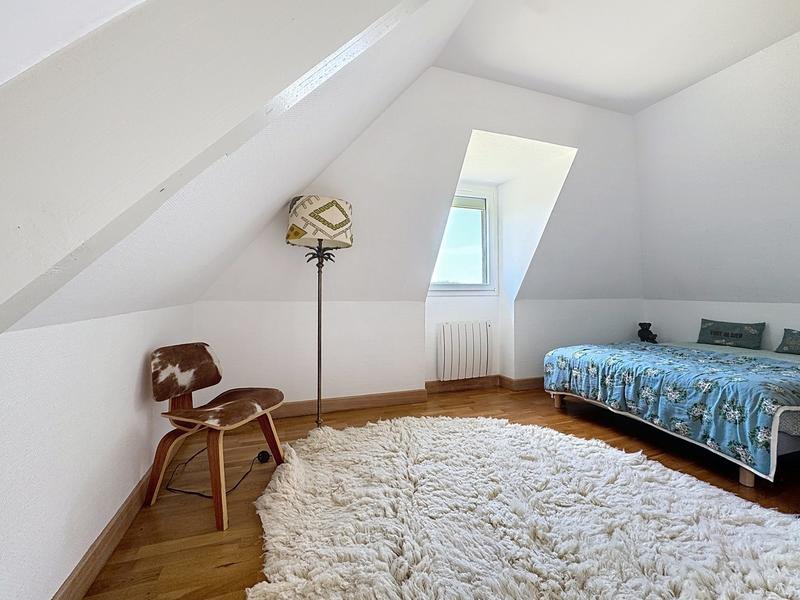 Maison - 200 m² - 6 pièces