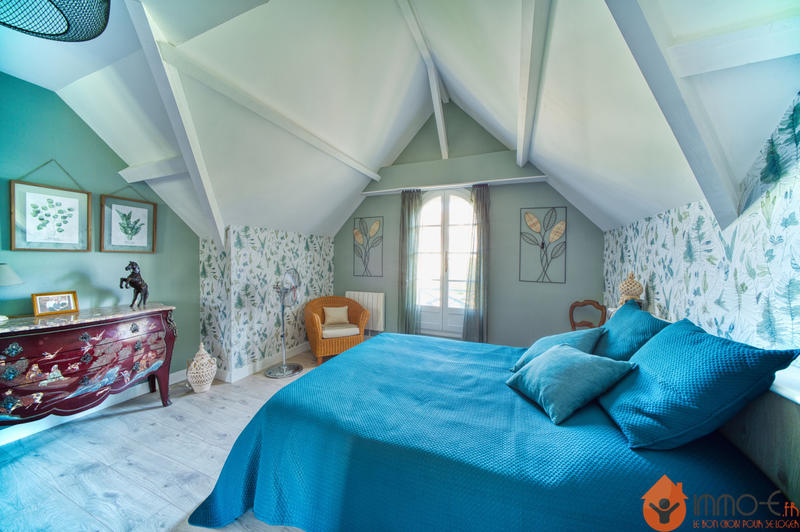 Maison - 140 m² - 7 pièces