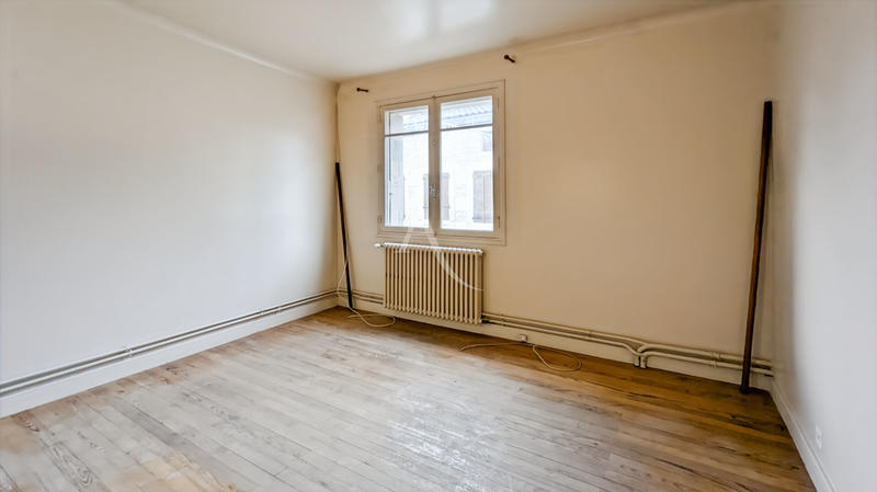 Maison - 380 m² - 15 pièces