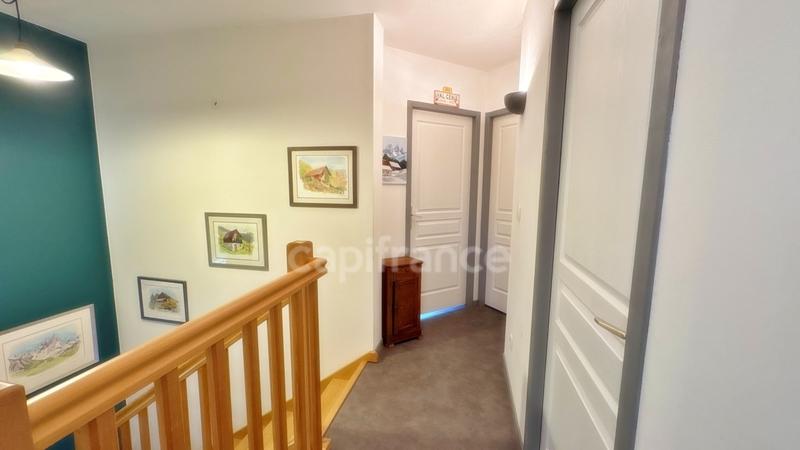 Maison - 186 m² - 6 pièces