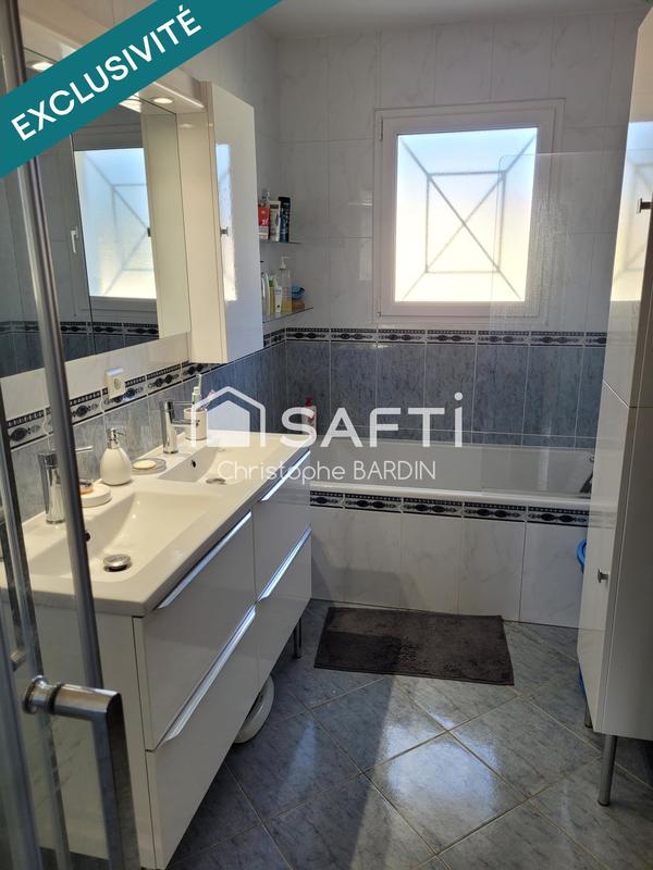 Maison - 92 m² - 5 pièces