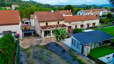 Maison - 140 m² - 7 pièces