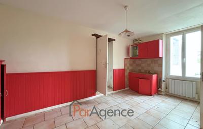 Maison - 136 m² - 3 pièces