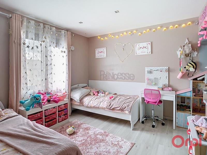 Maison - 192 m² - 4 pièces