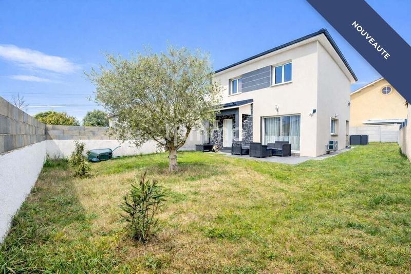 Maison - 117 m² - 6 pièces