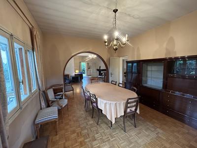 Maison traditionnelle - 132 m² - 6 pièces