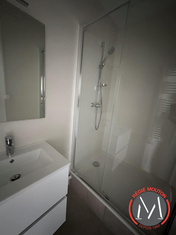 Appartement - 96 m² - 3 pièces