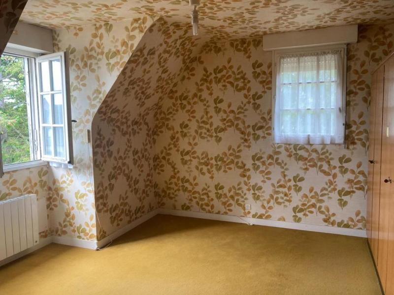 Maison traditionnelle - 244 m² - 7 pièces