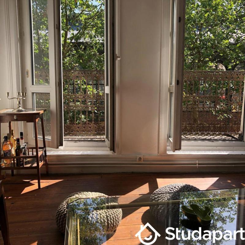 Chambre - 11 m² - 1 pièce