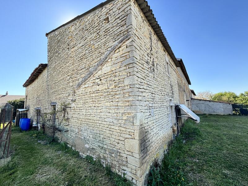 Maison - 154 m² - 9 pièces