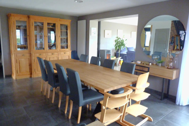 Maison - 213 m² - 10 pièces