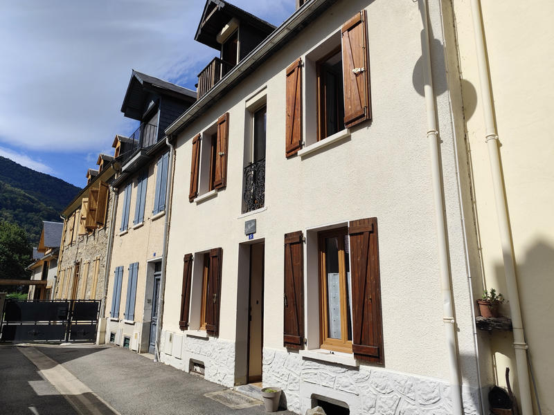 Maison - 104 m² - 5 pièces