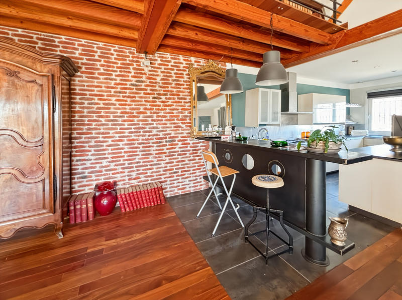 Villa - 265 m² - 6 pièces