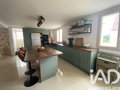 Maison - 120 m² - 4 pièces