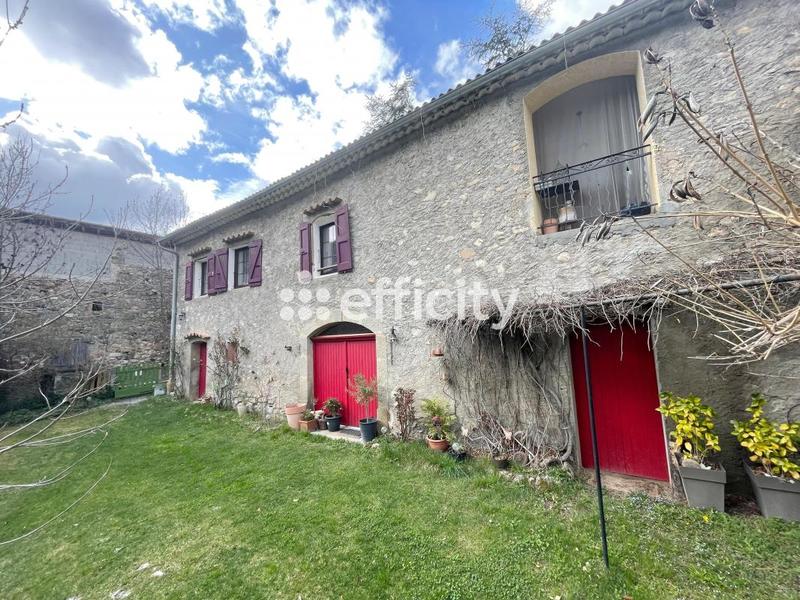 Maison - 136 m² - 5 pièces