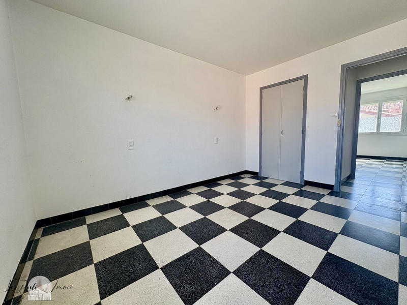 Villa - 180 m² - 7 pièces