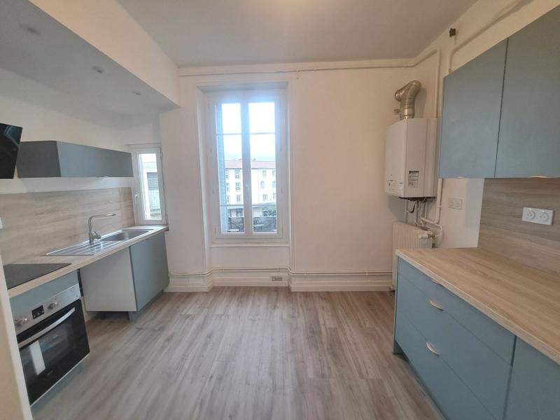 Appartement - 65 m² - 4 pièces