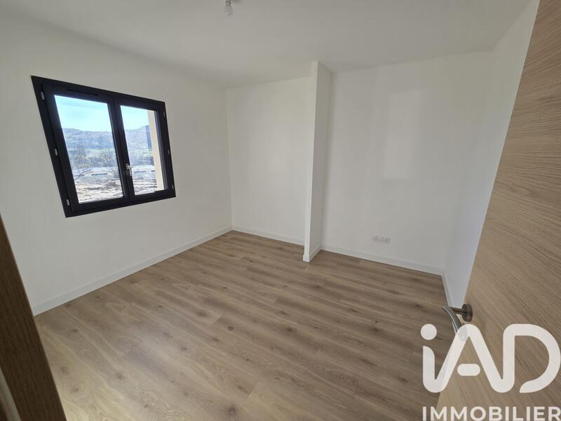 Maison - 103 m² - 4 pièces