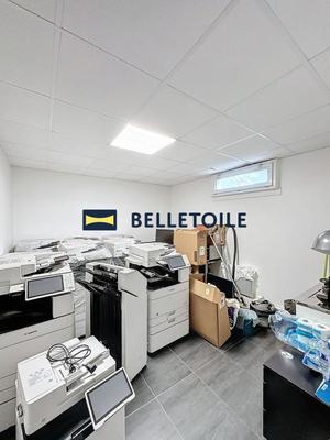 Services - 75 m²
