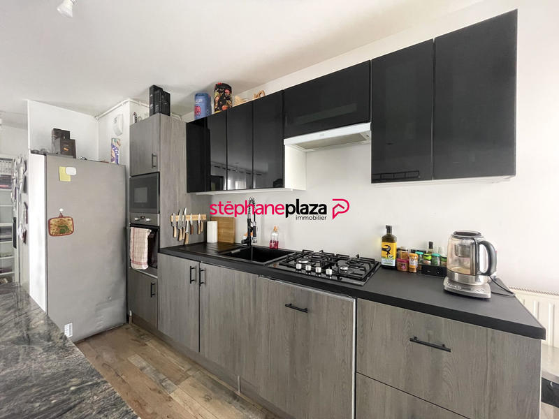 Appartement - 75 m² - 3 pièces