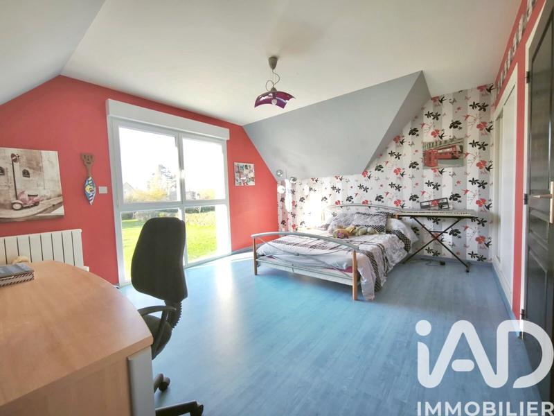 Maison - 211 m² - 7 pièces