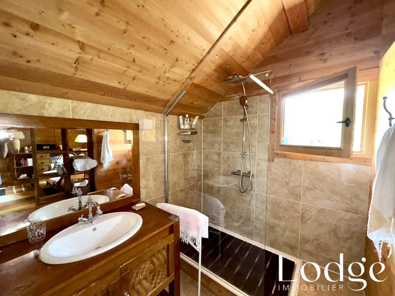 Maison - 160 m² - 5 pièces