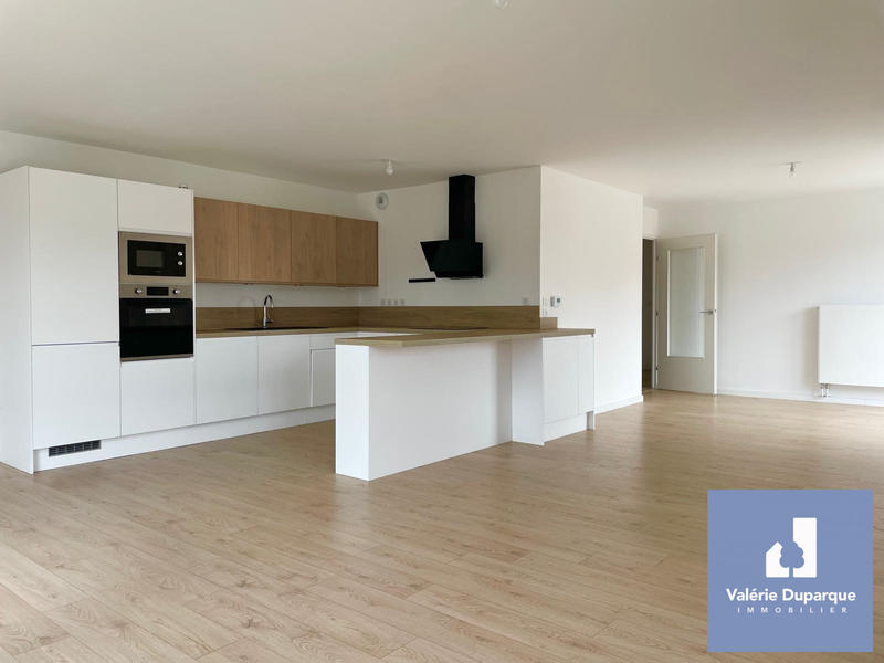 Appartement - 110 m² - 4 pièces