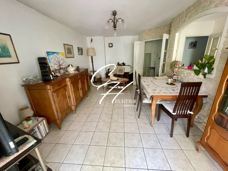 Appartement - 60 m² - 3 pièces