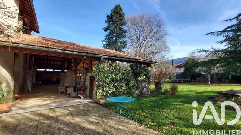 Maison - 207 m² - 7 pièces