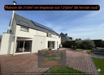 Maison contemporaine - 210 m² - 9 pièces