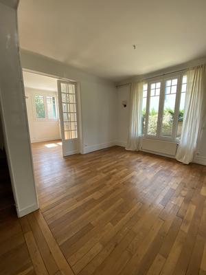 Maison - 190 m² - 9 pièces