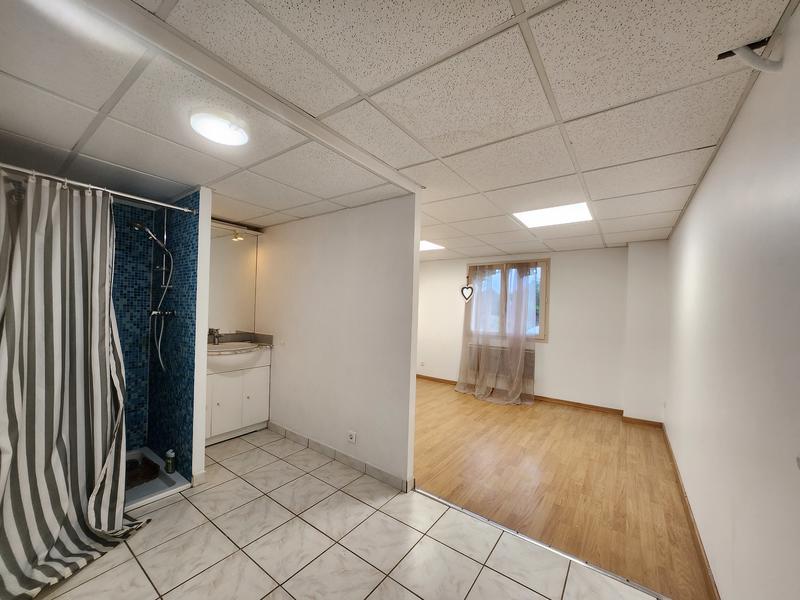 Maison - 99 m² - 5 pièces