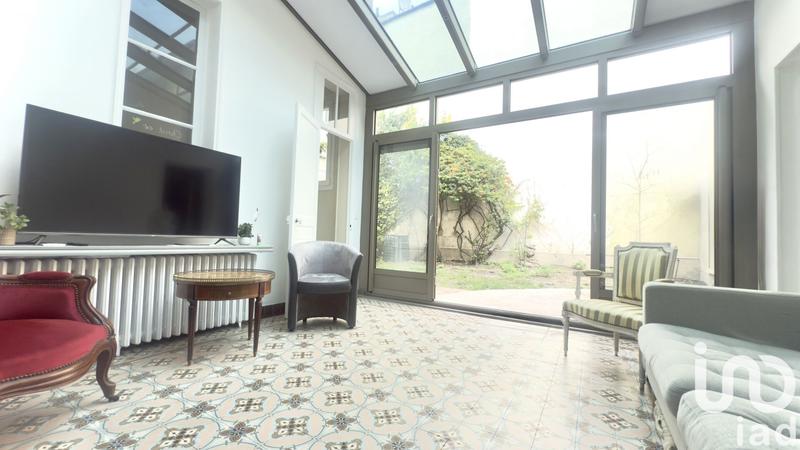 Appartement - 141 m² - 6 pièces