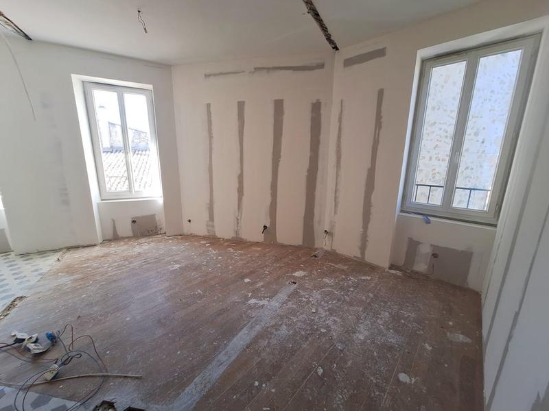 Immeuble - 170 m² - 6 pièces