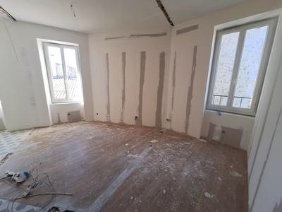 Immeuble - 170 m² - 6 pièces