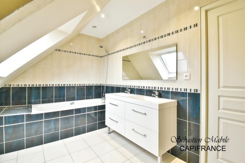 Maison en pierre - 100 m² - 5 pièces