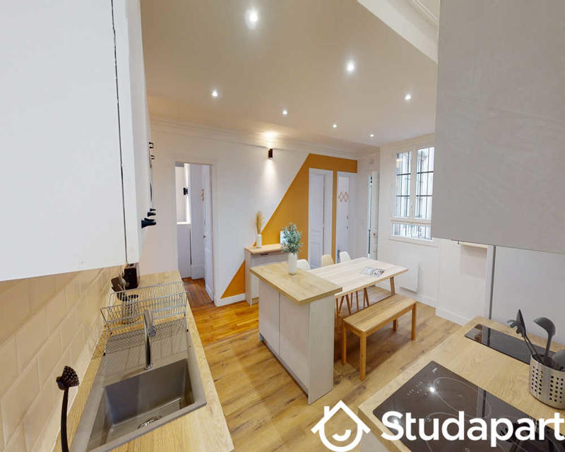 Chambre - 75 m² - 1 pièce