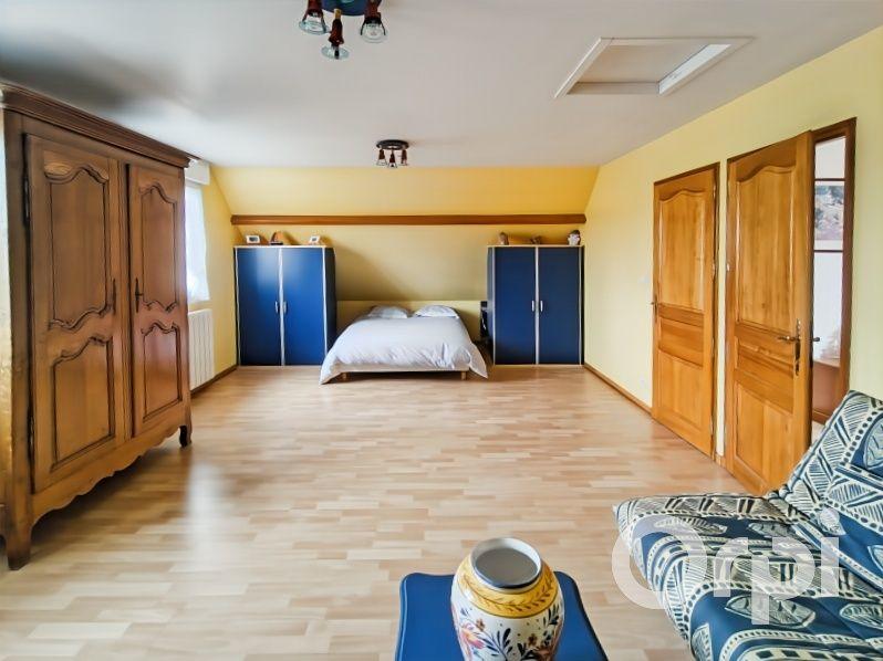 Maison - 158 m² - 7 pièces